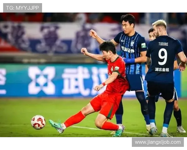 河南队5-2大胜武汉三镇 阿奇姆彭卢永涛双响助力逆袭